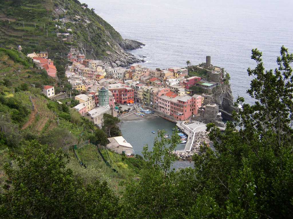 cinque terre, vernazza