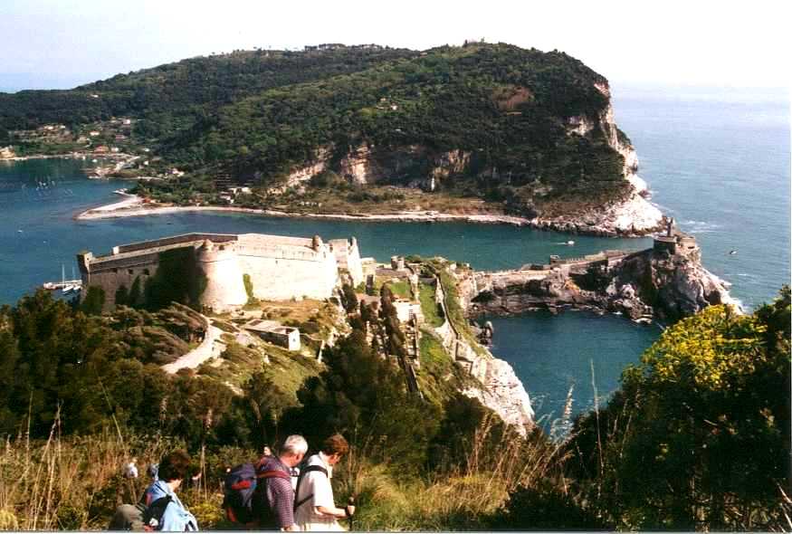 Abstieg nach Portovenere   b15por1.jpg