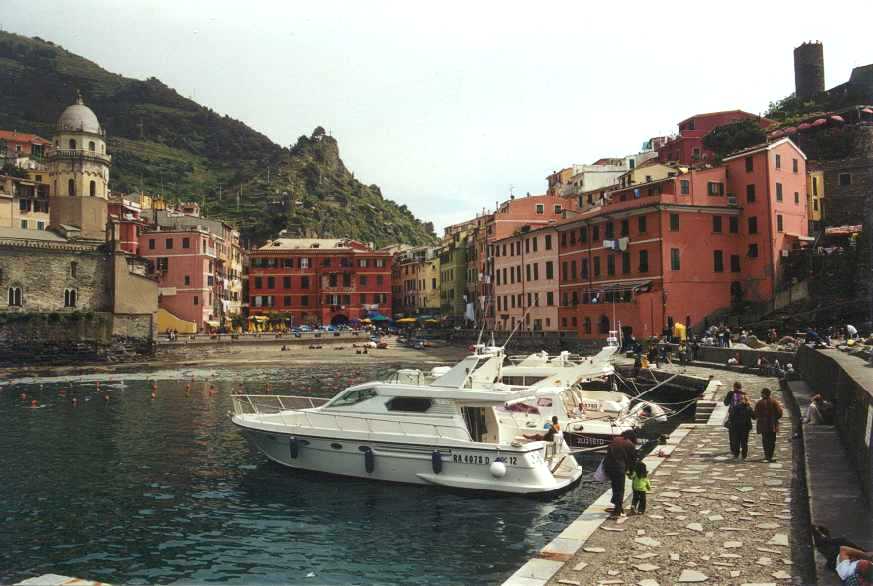 Vernazza-Hafen   b18ver2.jpg
